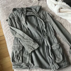 Tallis aritzia xxxsnall coat